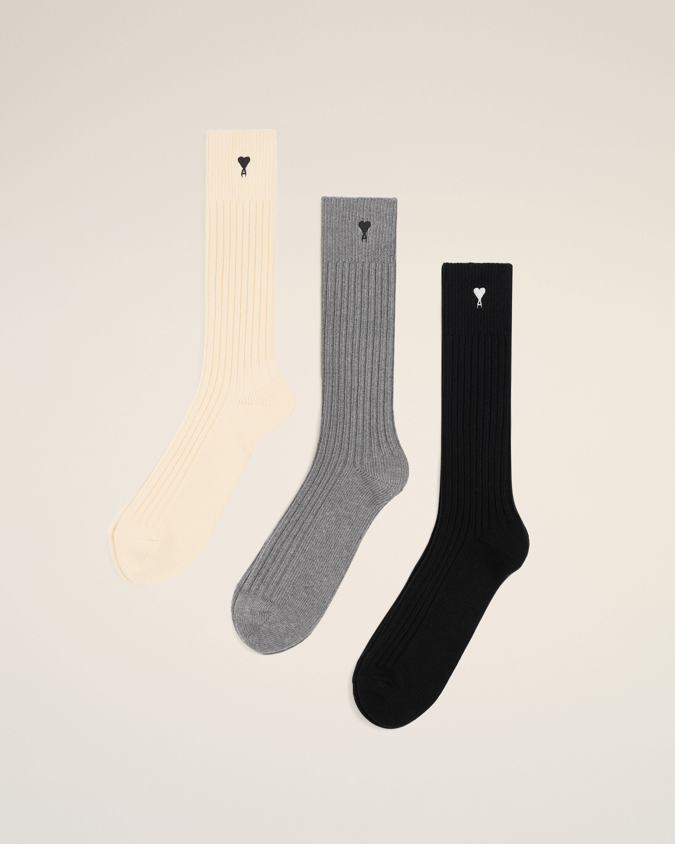 OFF VIT/GRÅ/BLACK OFF VIT Kotton Trepack Svarta Ami De Coeur-Sockor | Ami Paris