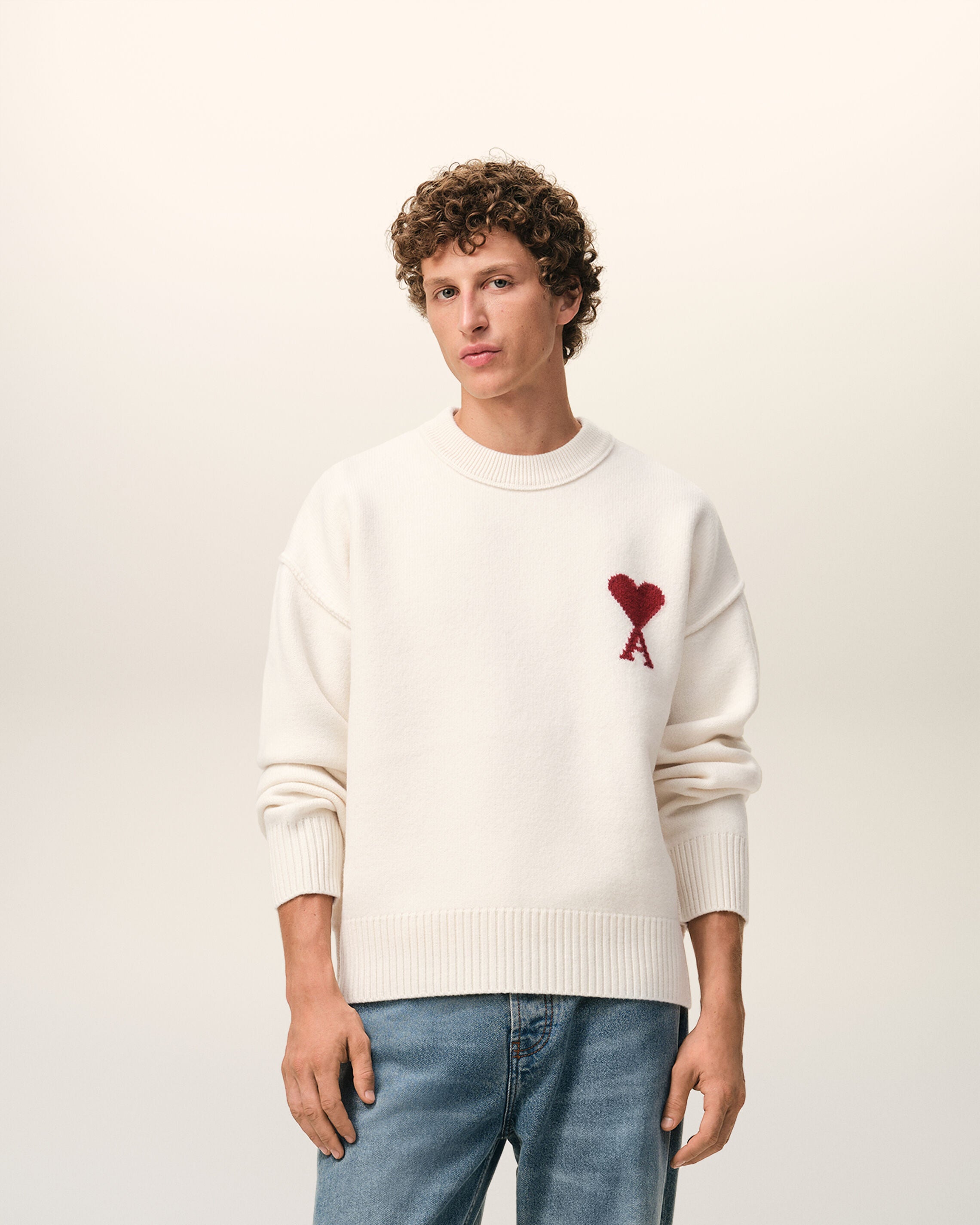 OFF VIT/ RÖD Vit woll Ami De Coeur crewnecktröja | AMI PARIS