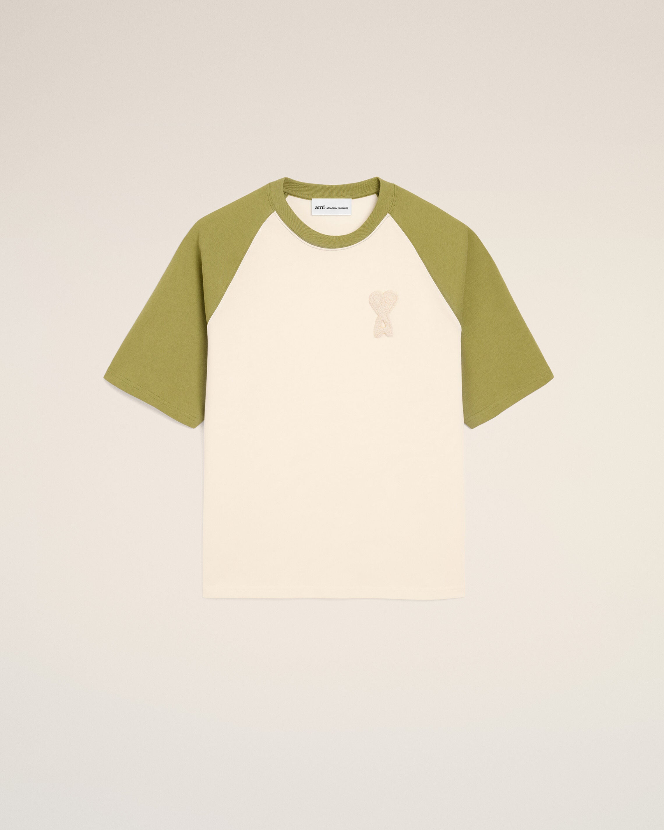 VIT CREAM/MATCHA Vitt och grönt bomullsknäppad Ami de Coeur stickad patch-T-shirt | Ami Paris