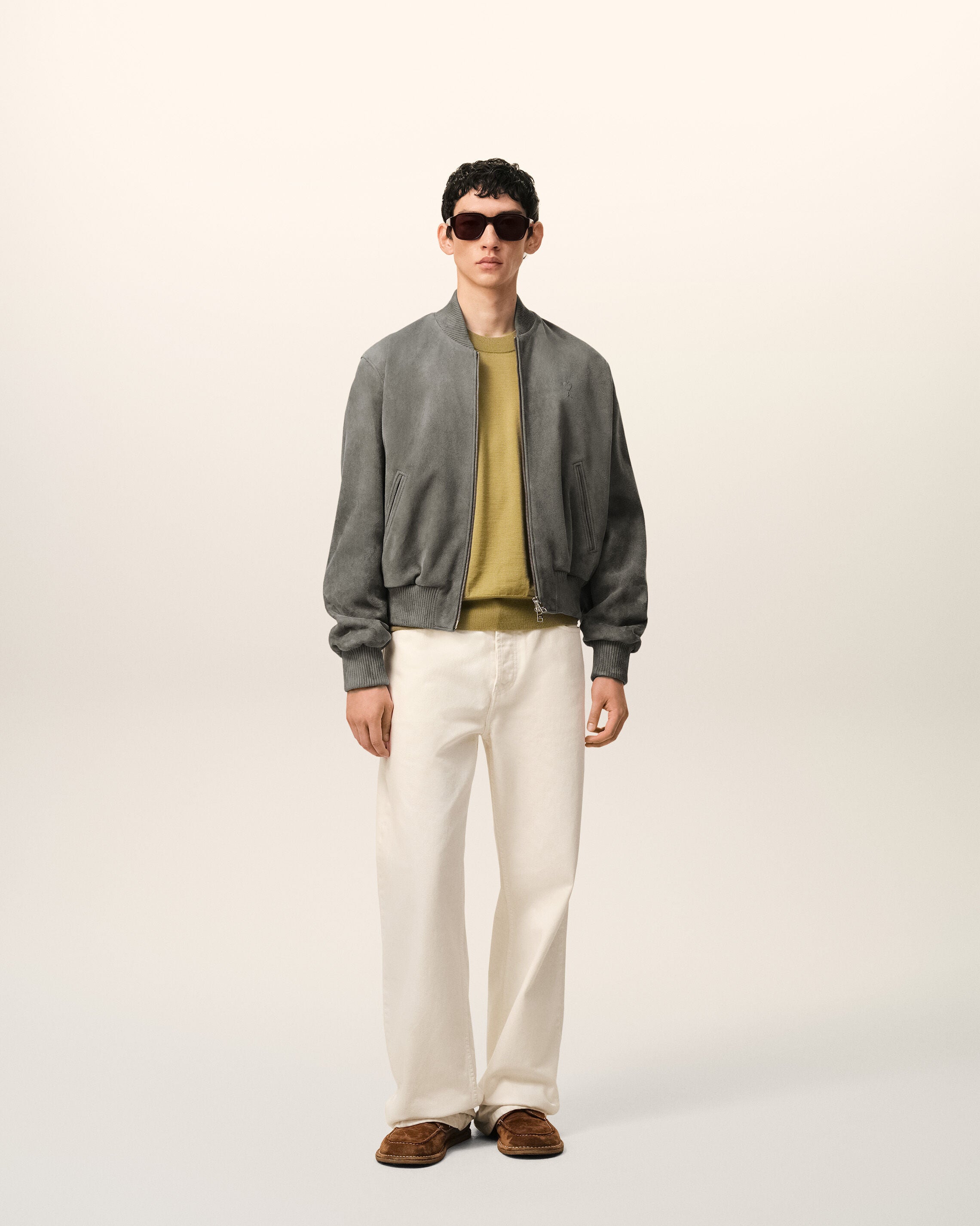 CARBON grå gethudskinn Ami de Coeur knäppjacket | Ami Paris