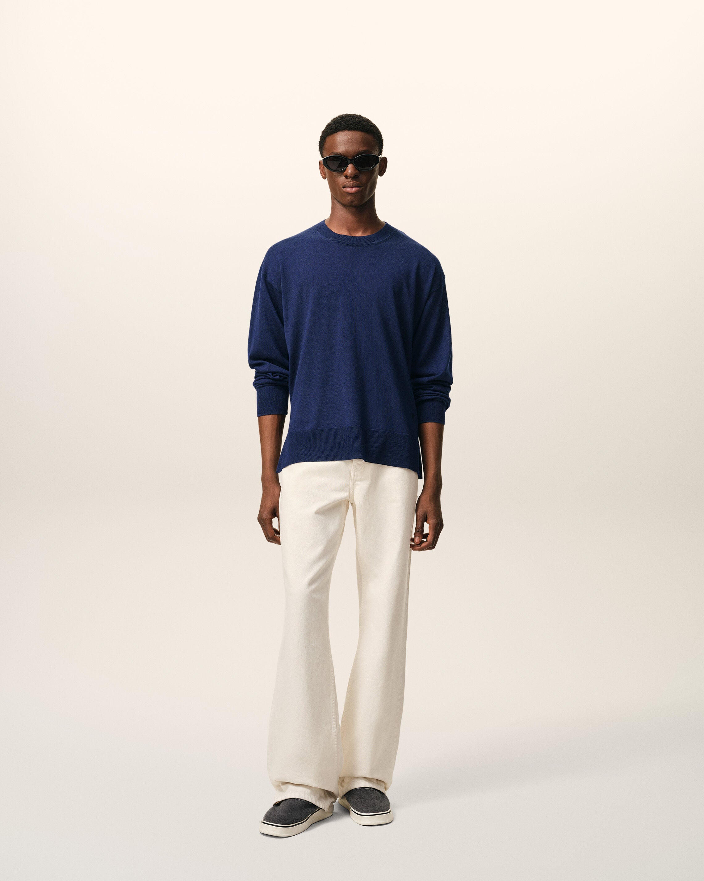 INK Bleu Thin Wool Crewneck Ami De Coeur-tröja | Ami Paris