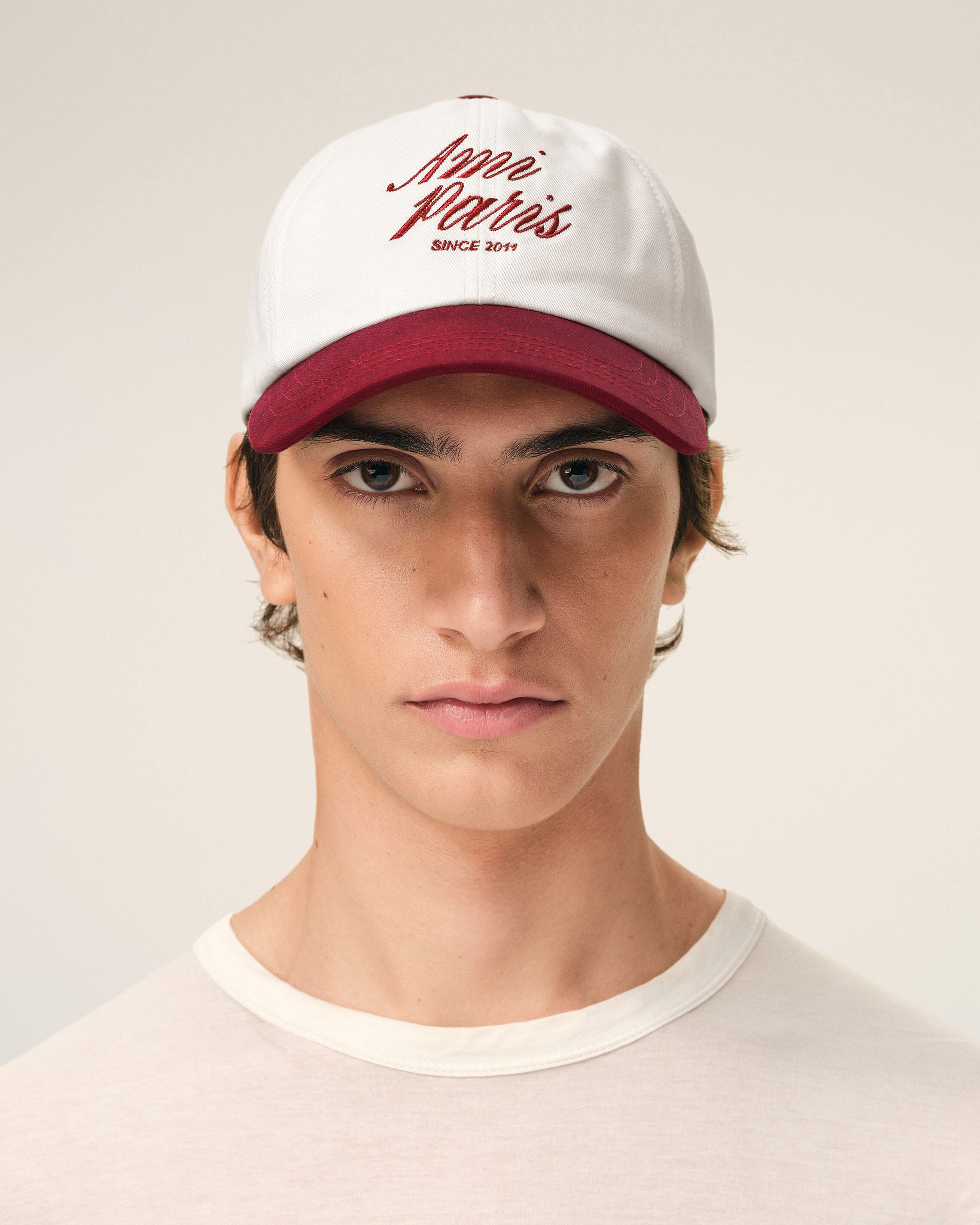 RUBIS/CREAM Röd och vitt tvåfärgat bomullsklack Ami Paris hatt | Ami Paris