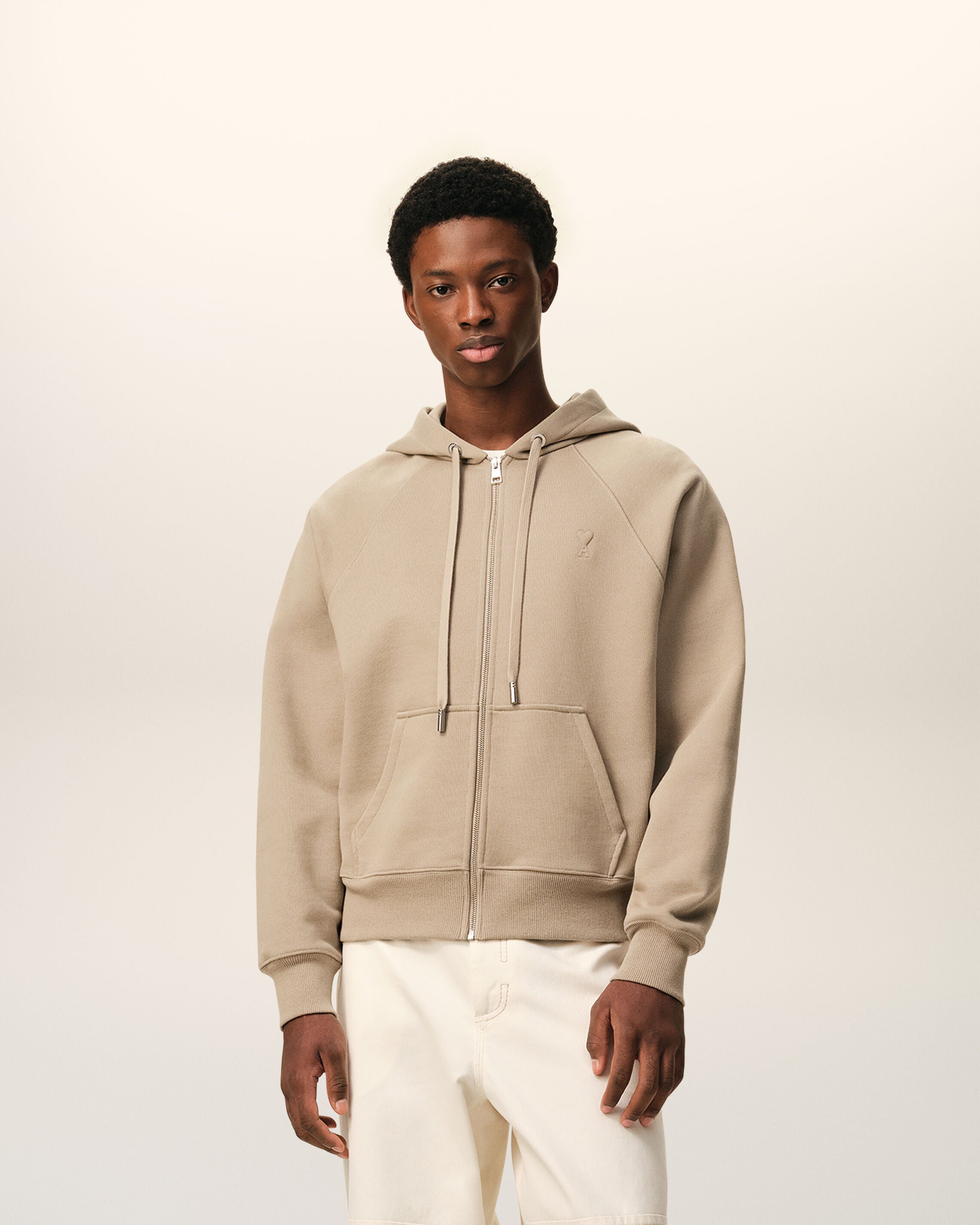TAUPE BEIGE Beige bomullskivad Ami de Coeur-knäppad huvudvård | Ami Paris